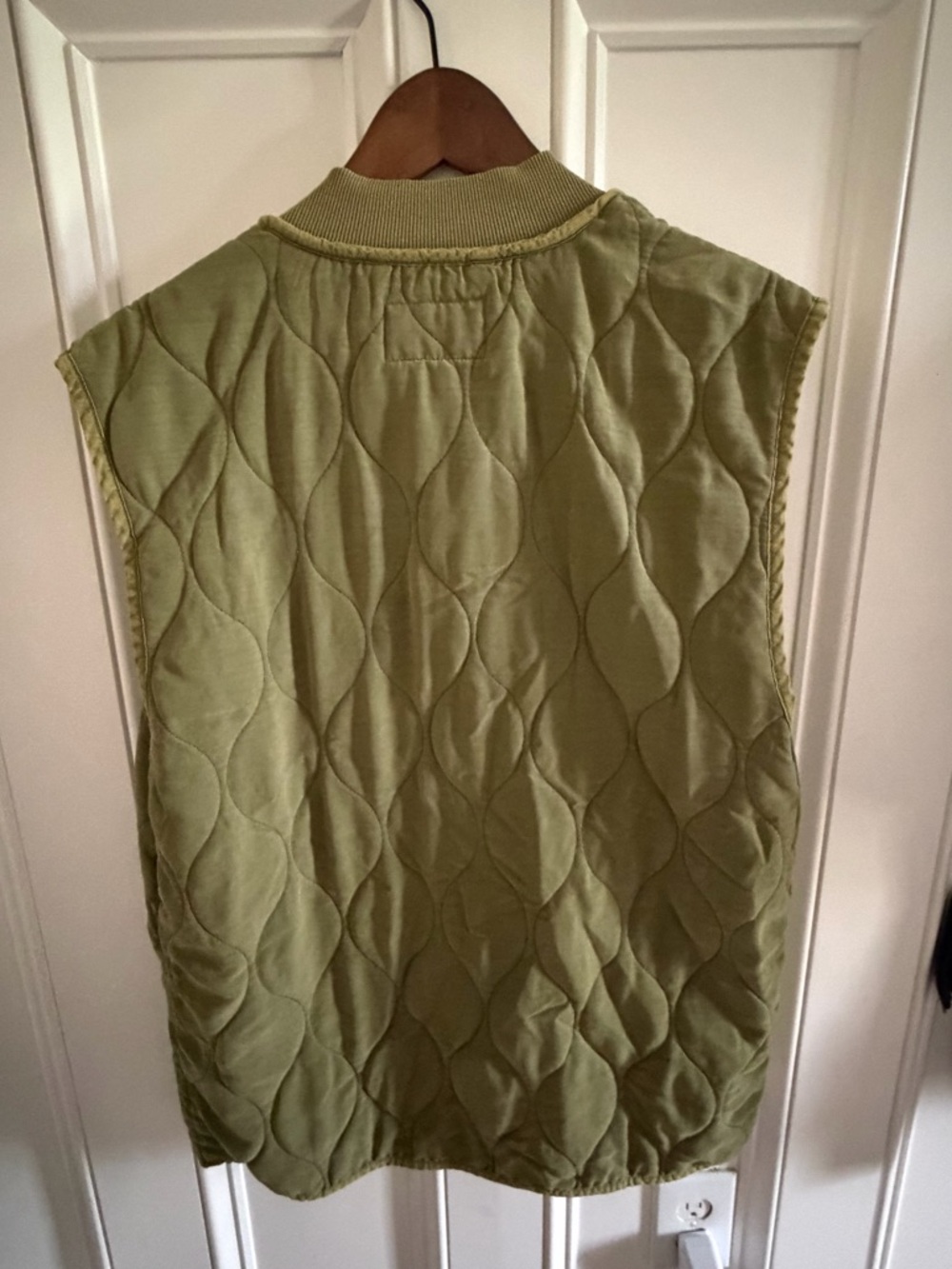 Free People quilted vest jacket- xs - Picture 2 of 5